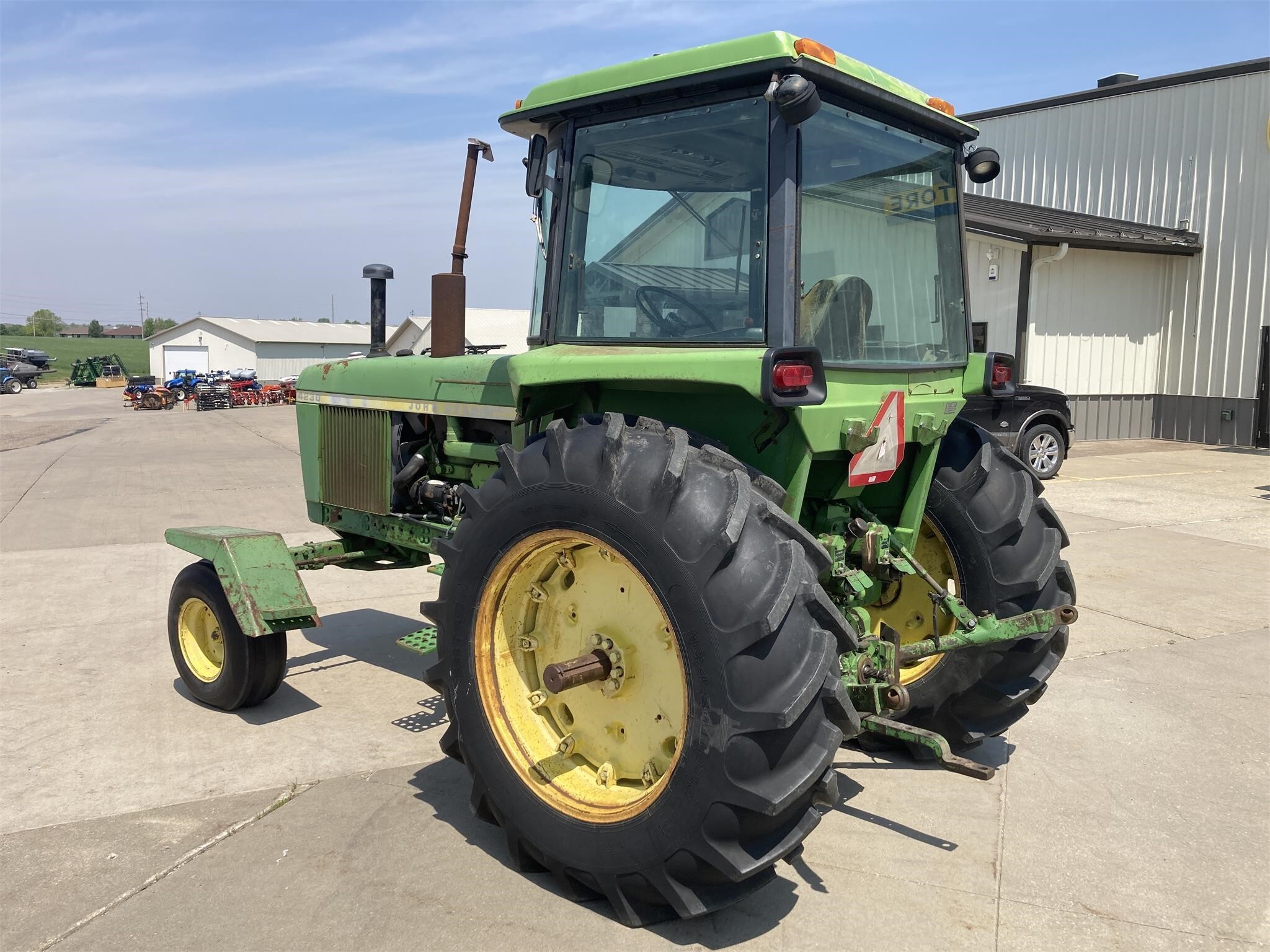  John Deere 4230H Tractor