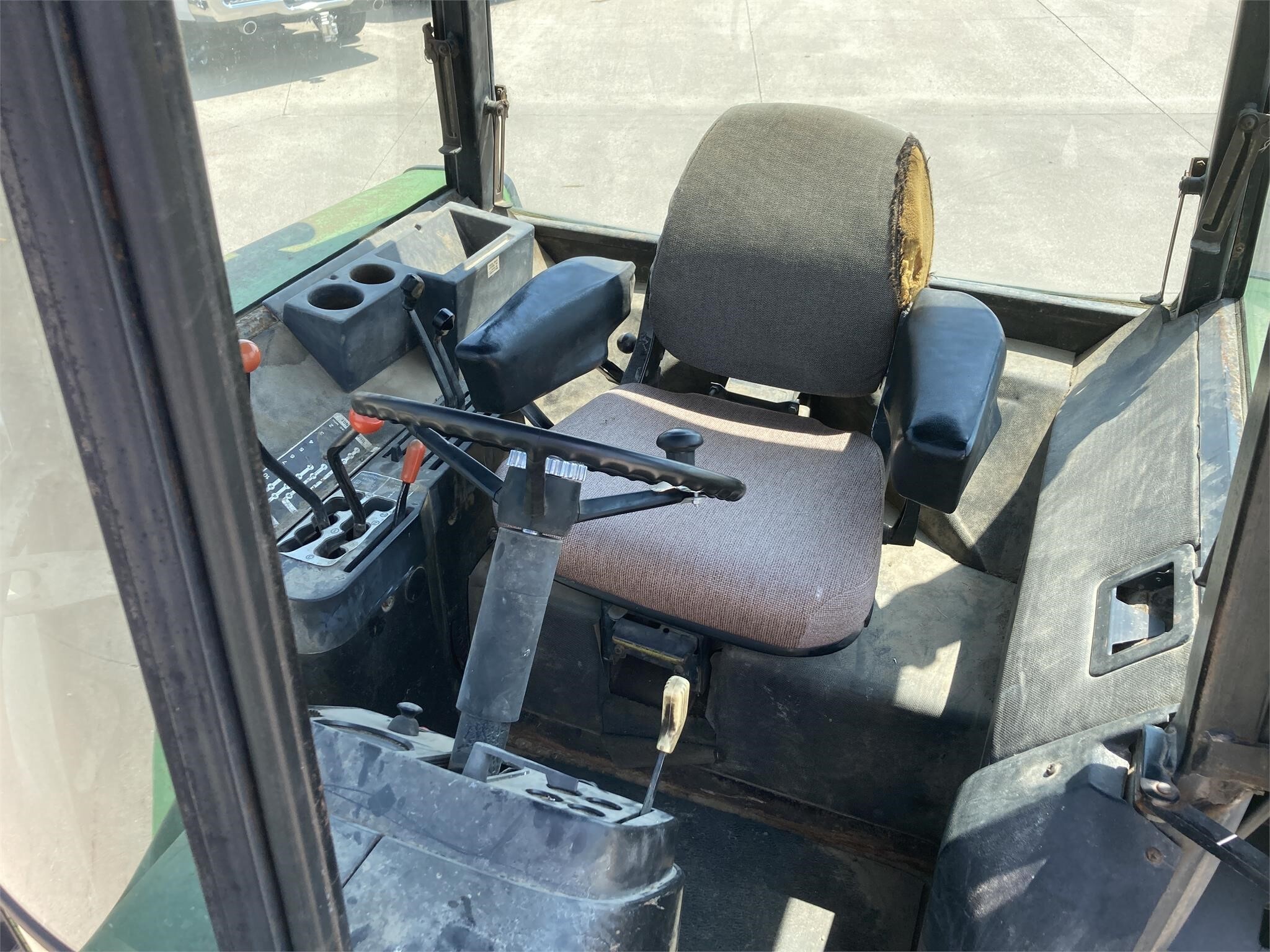  John Deere 4230H Tractor