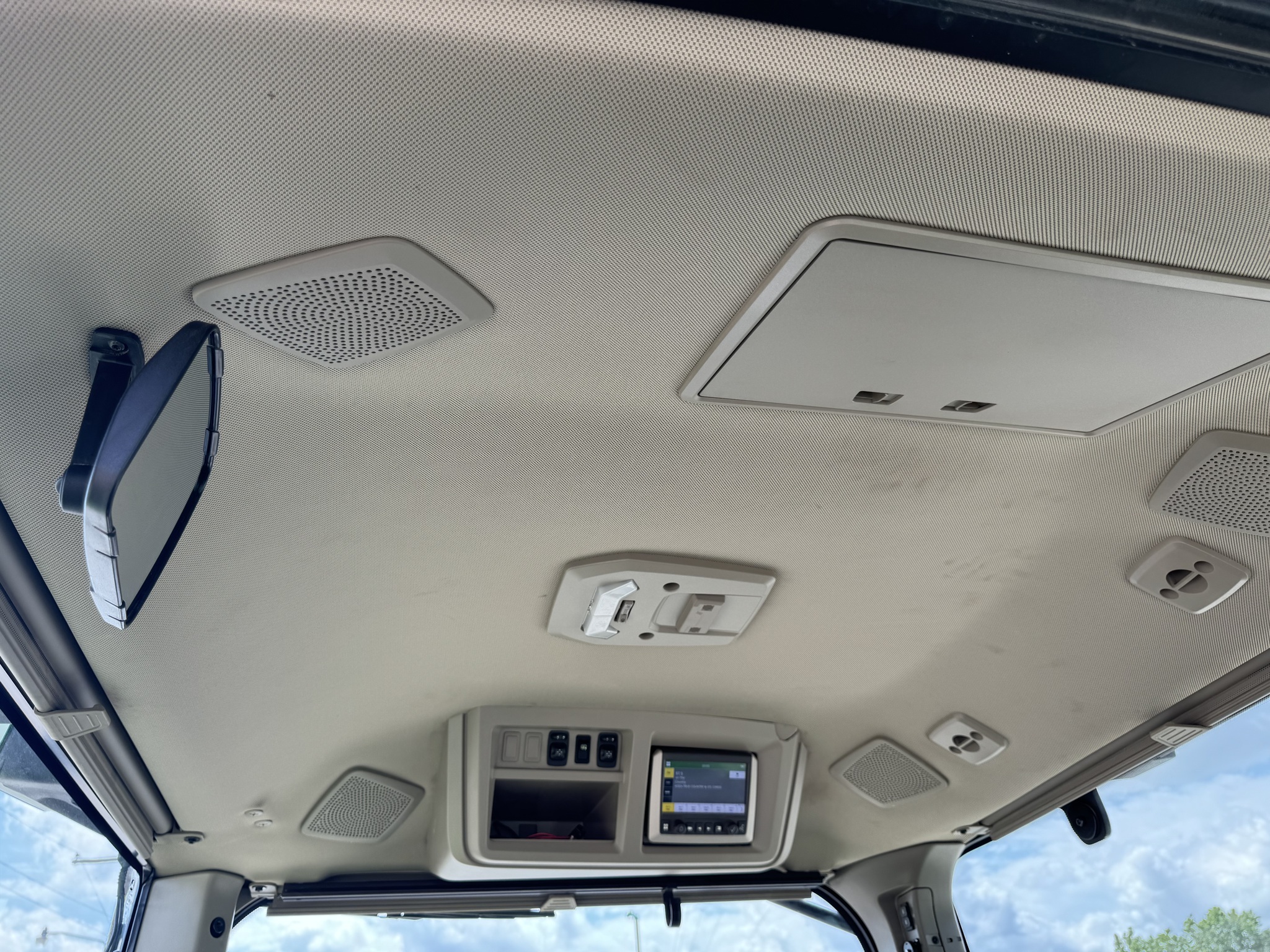 2020 John Deere 8RX 370 Tractor