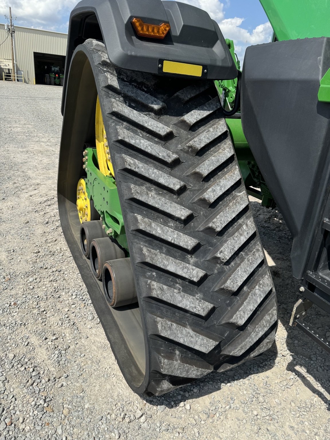 2020 John Deere 8RX 370 Tractor