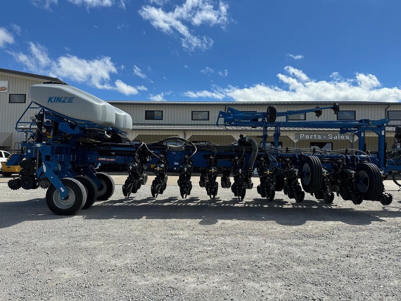 Used Kinze 4905 Planters for Sale - 19 Listings | Machinery Pete
