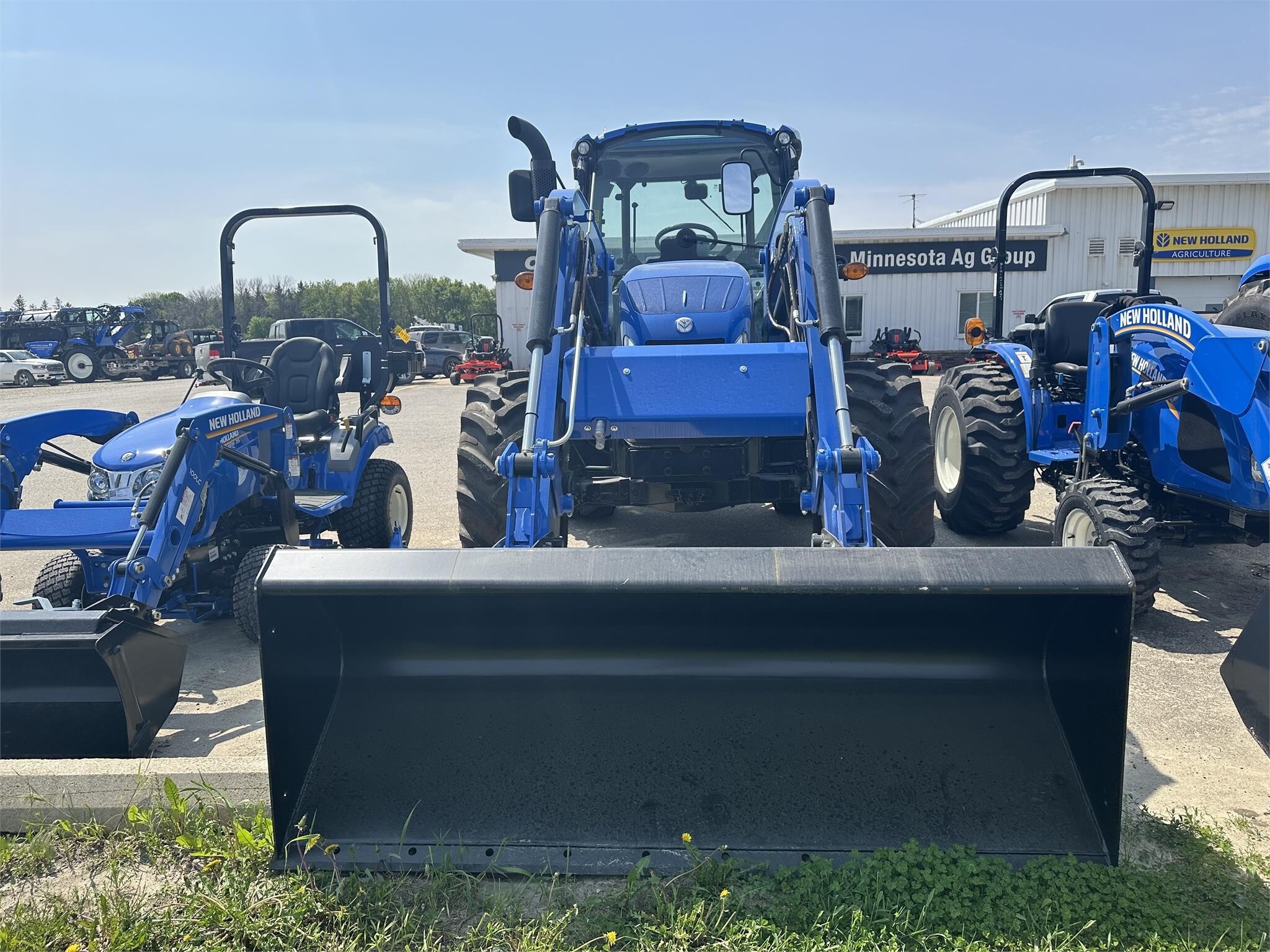 2024 New Holland POWERSTAR 120 Tractor
