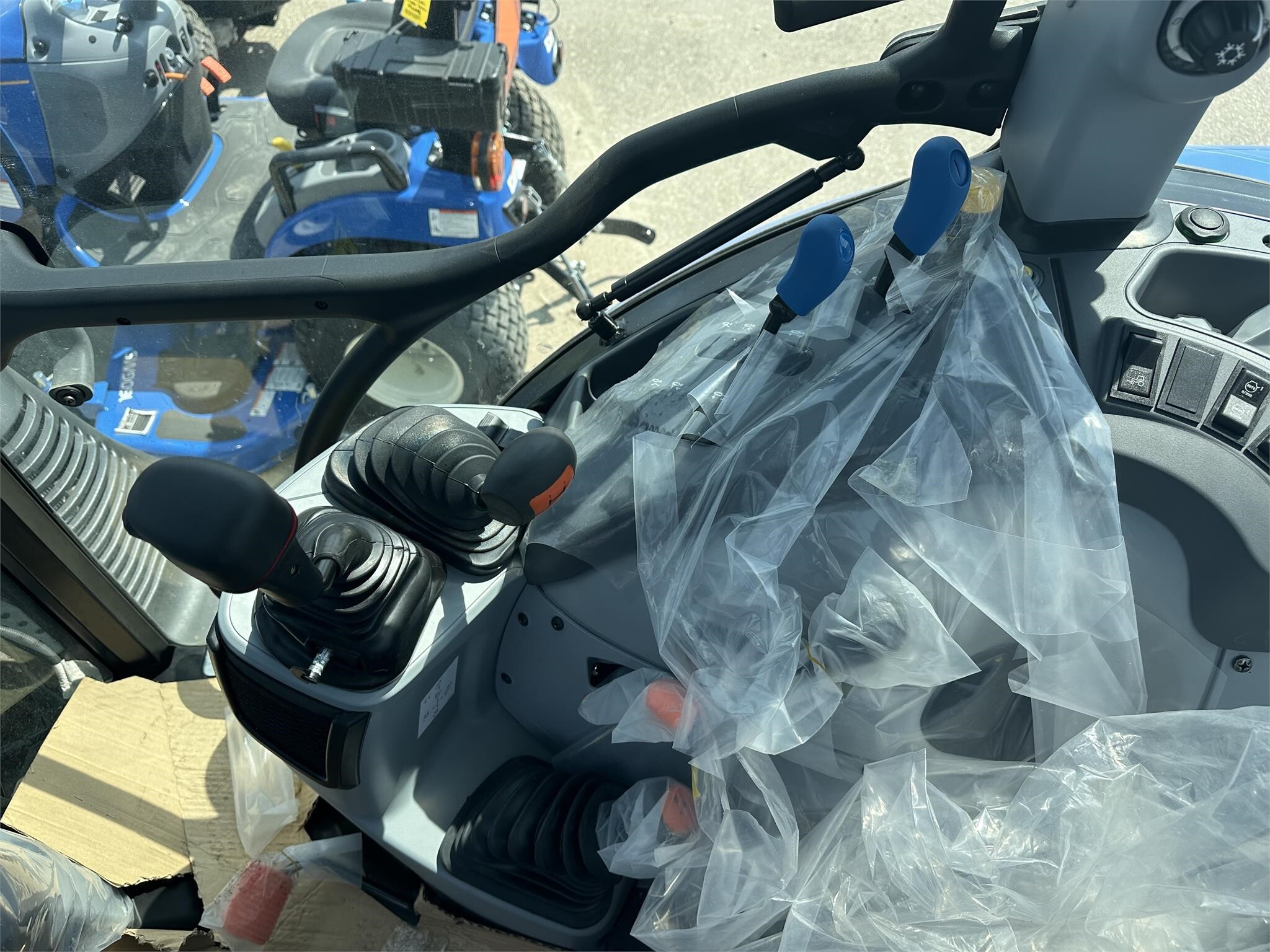 2024 New Holland POWERSTAR 120 Tractor