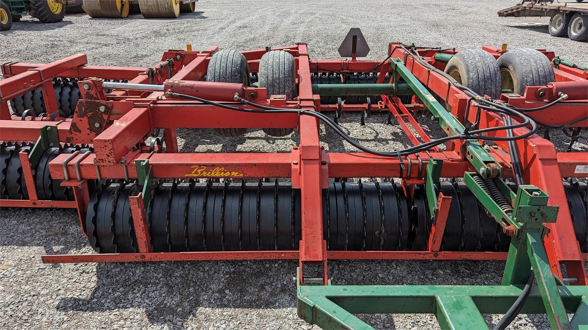  Brillion WL03 Mulchers / Cultipacker