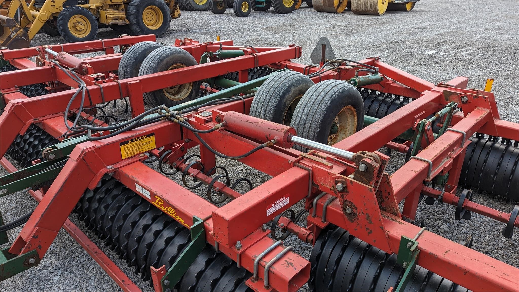  Brillion WL03 Mulchers / Cultipacker