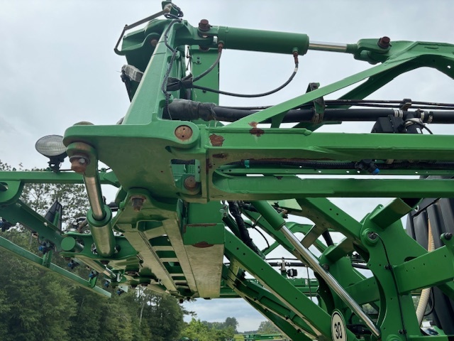 2020 John Deere R4030 Self-Propelled Sprayer