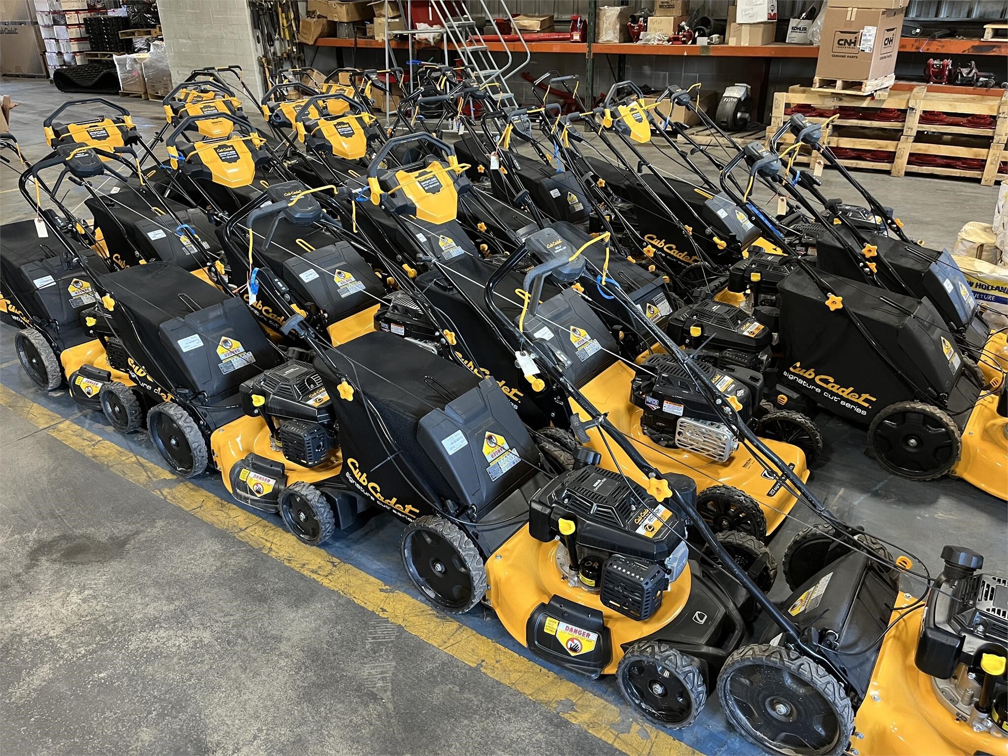 2023 Cub Cadet SCP100 Lawn Mower