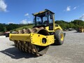 2019 Bomag BW211D-5 Compacting and Paving