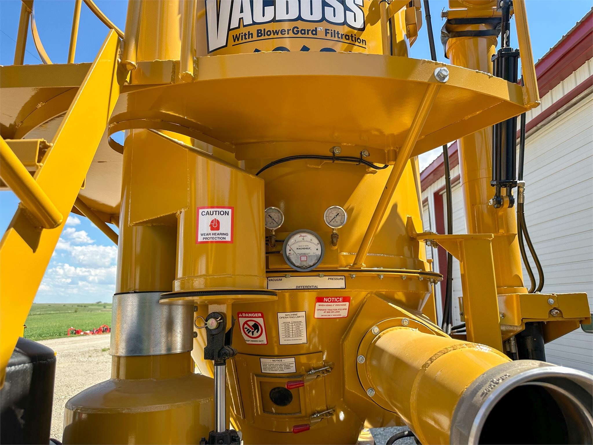 2026 VAC BOSS 6068D Grain Vac