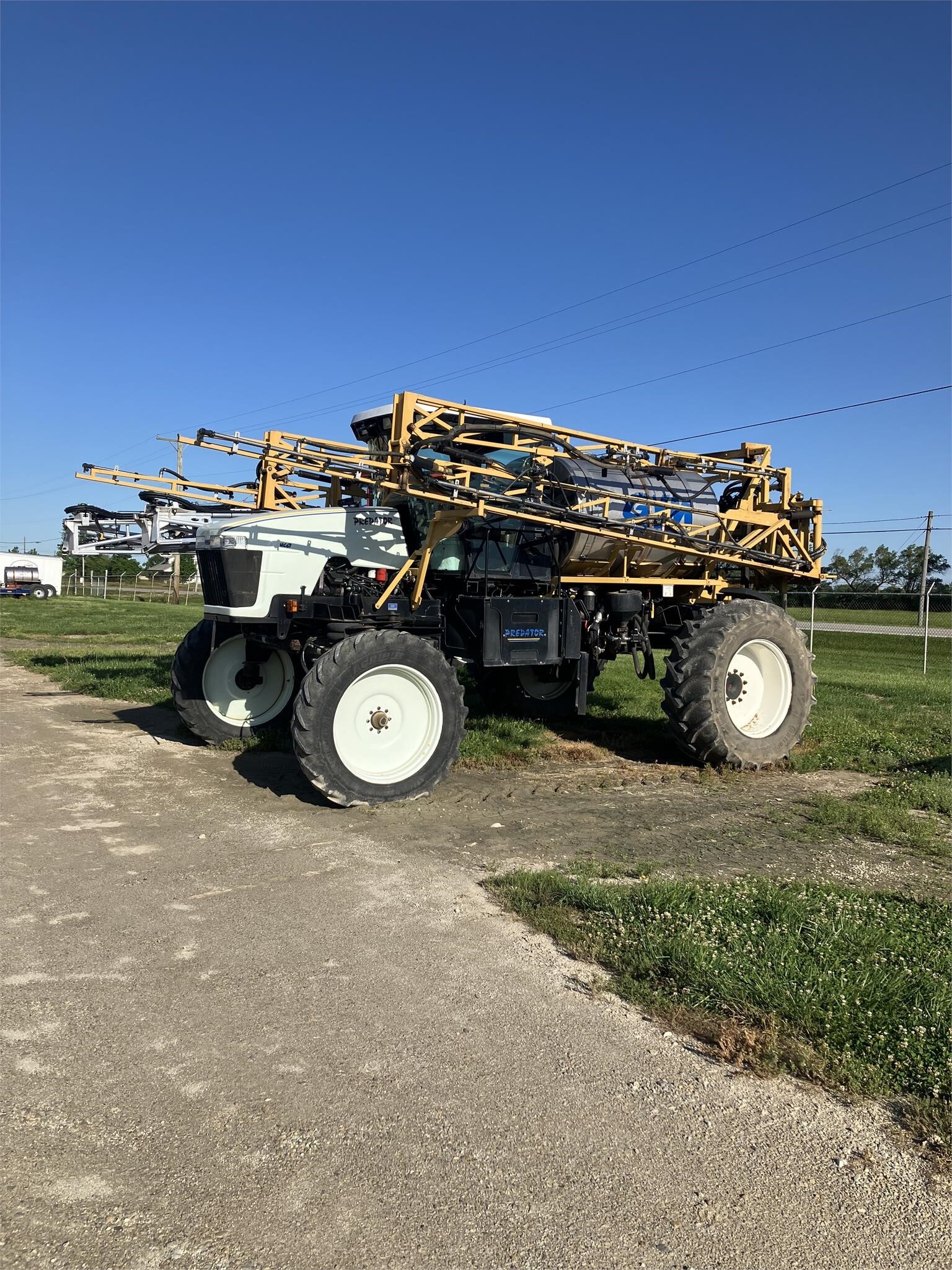 2005 GVM Predator 1146T Self-Propelled Sprayer