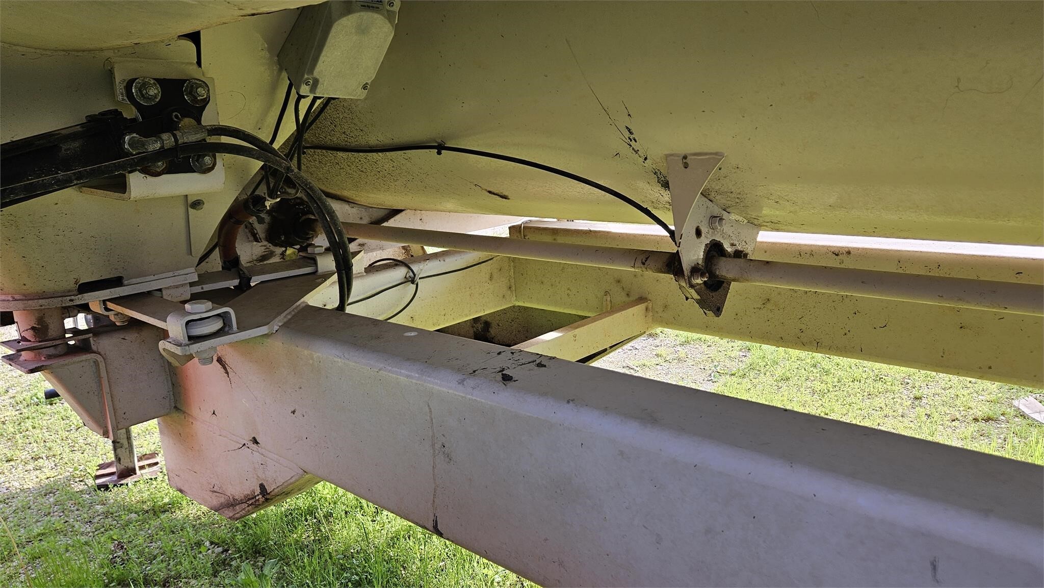 2017 Kuhn Knight RC270 Grinders and Mixer