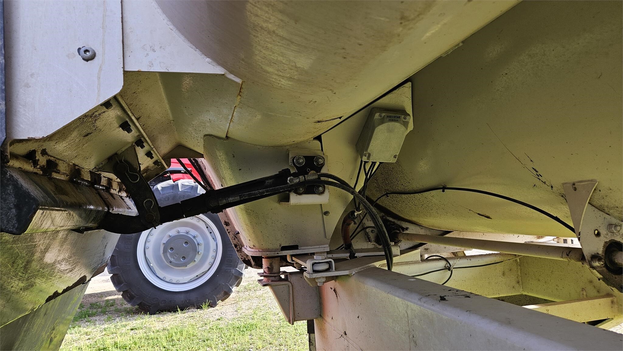 2017 Kuhn Knight RC270 Grinders and Mixer