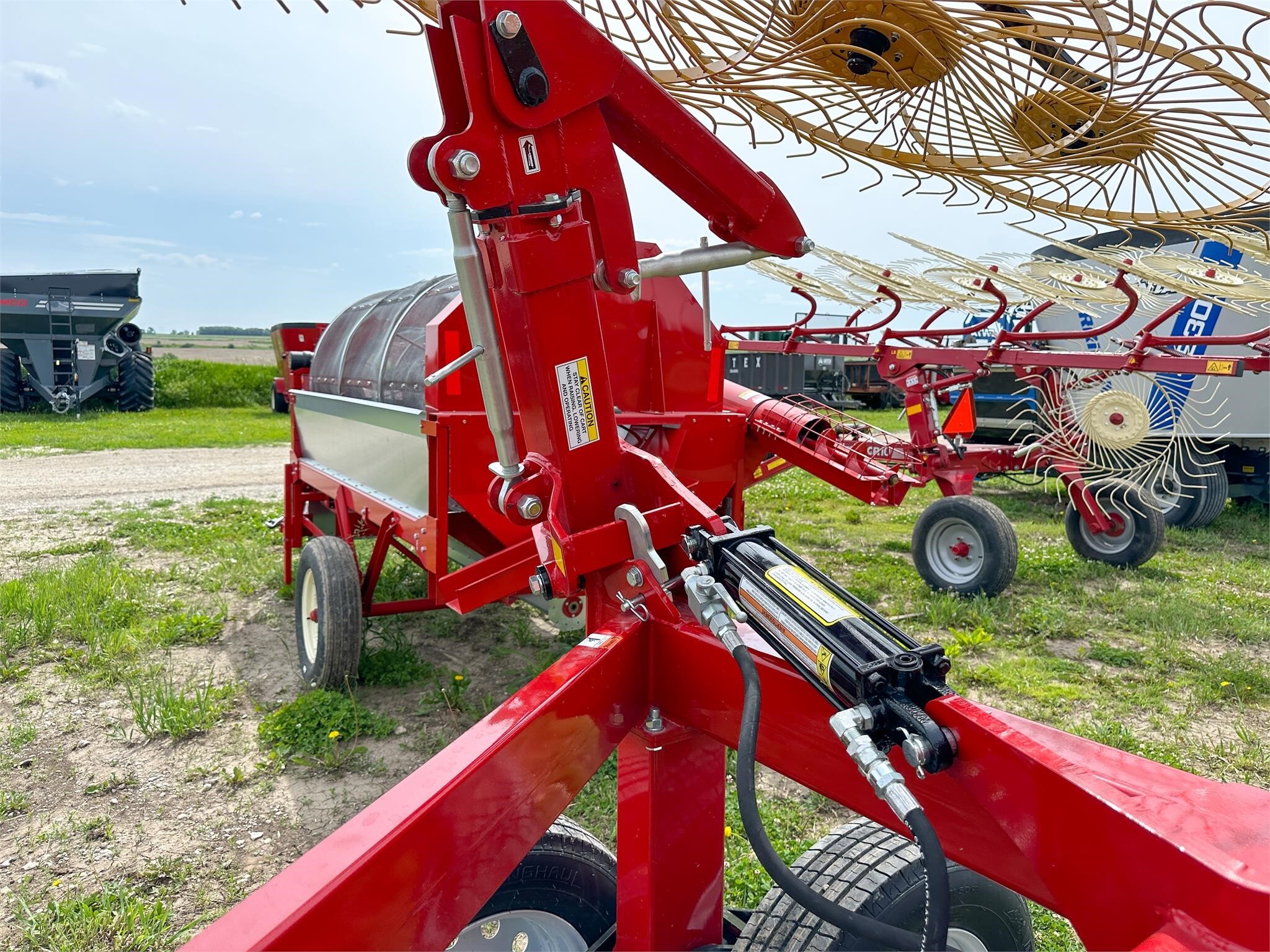 2026 Ogden Metalworks RCR812 Rake