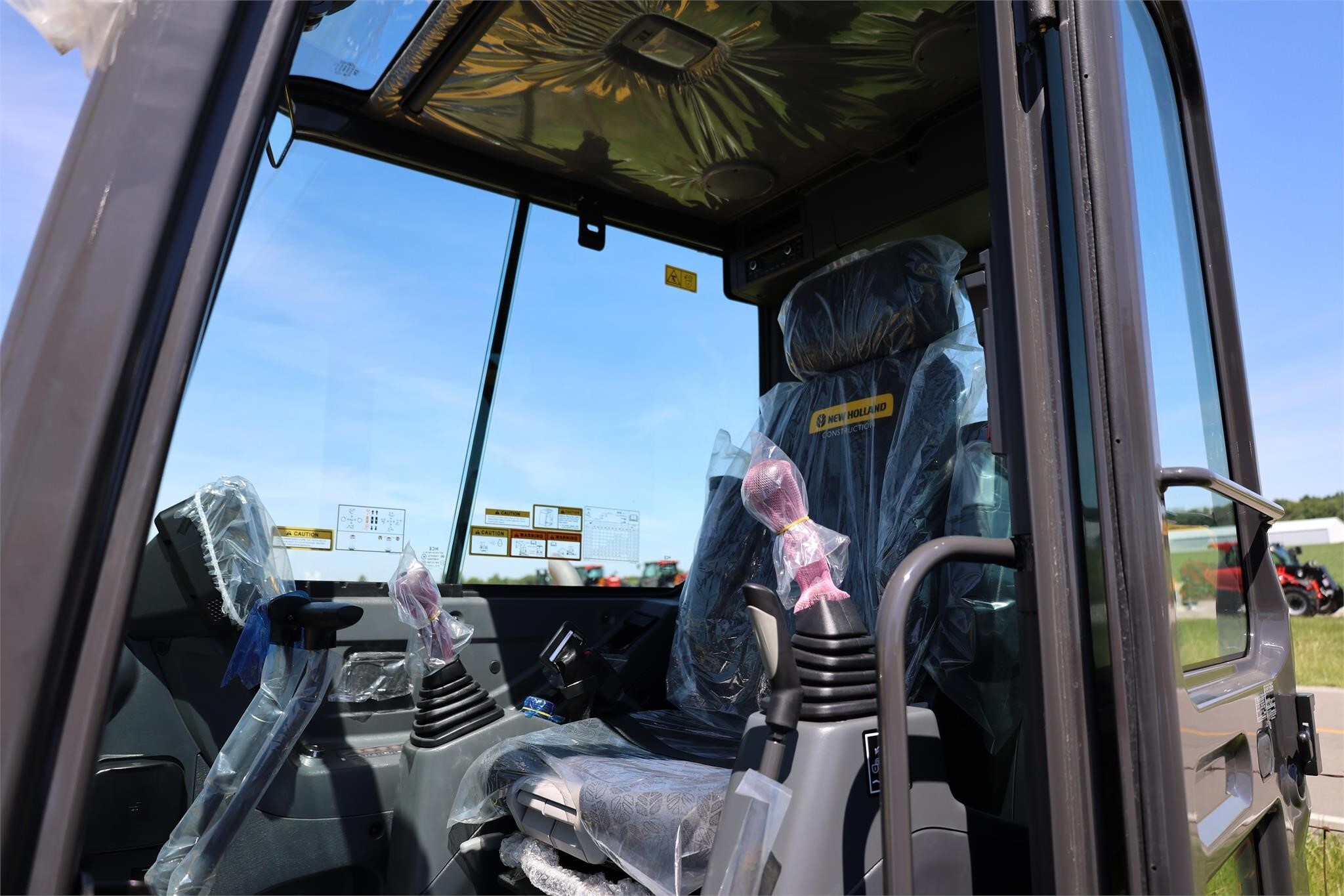  New Holland E60C Excavator