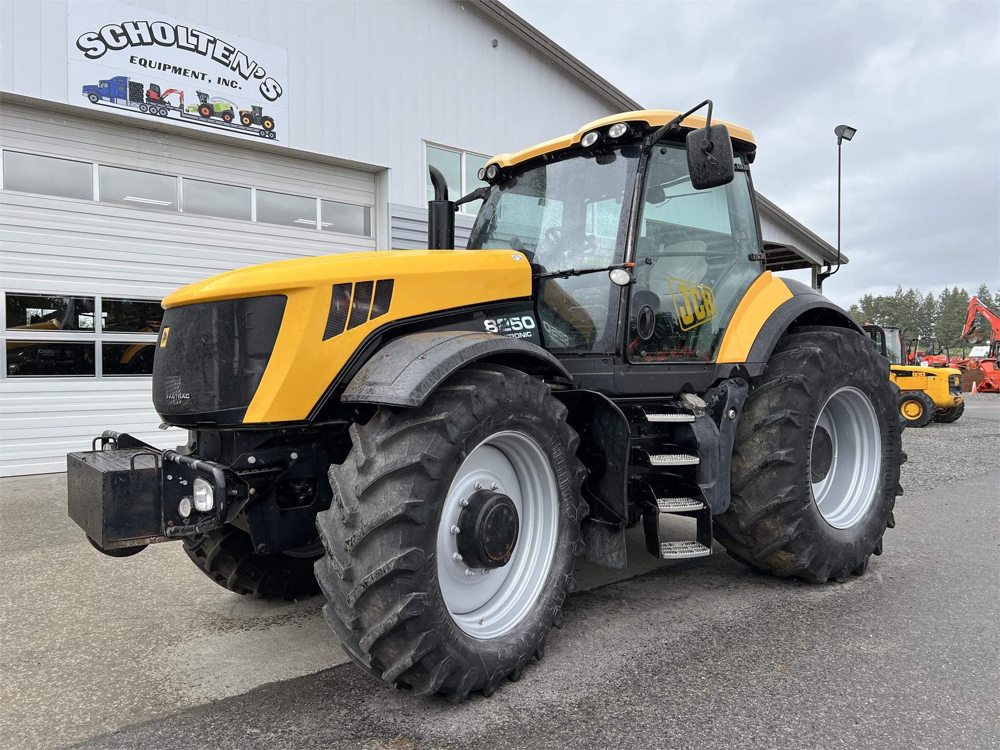 2011 JCB Fastrac 8250 Tractor