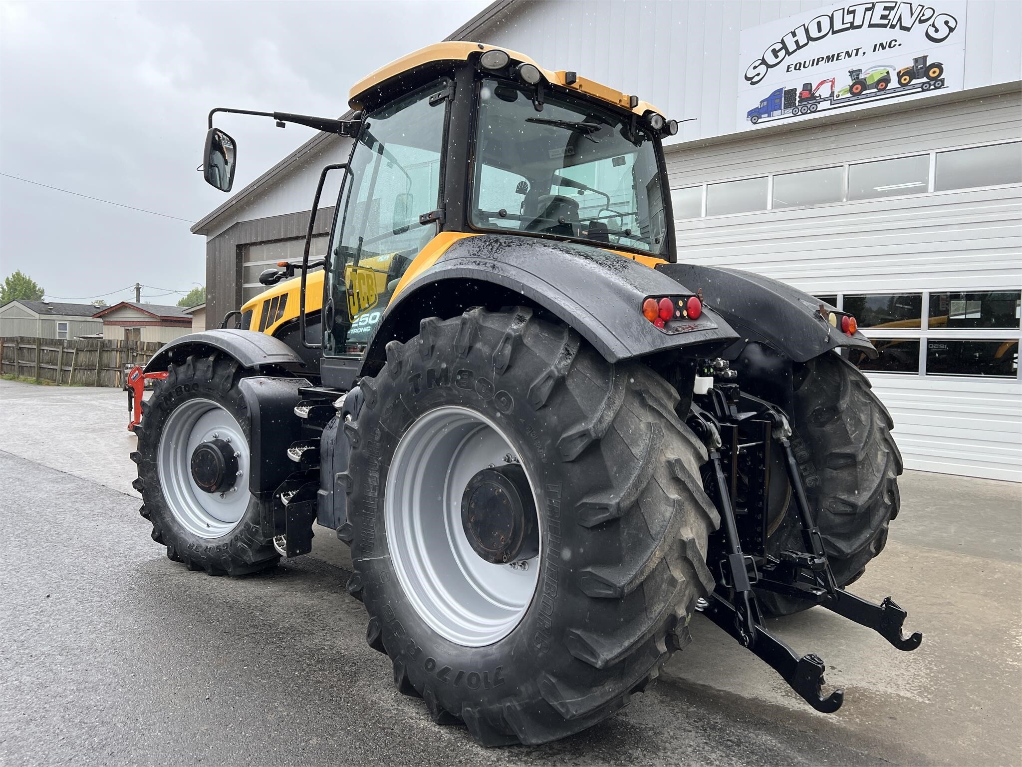 2011 JCB Fastrac 8250 Tractor
