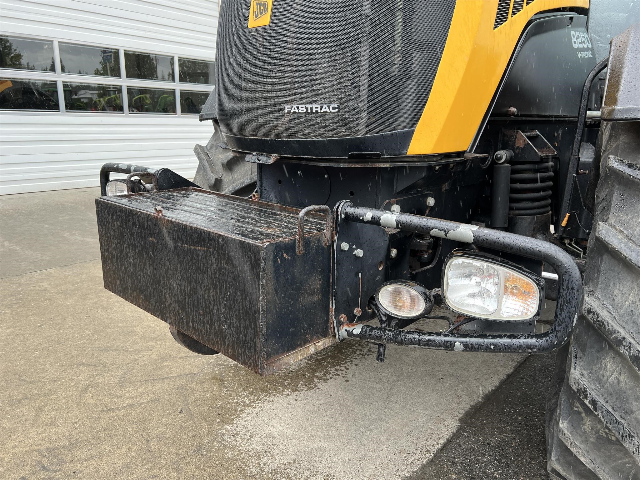 2011 JCB Fastrac 8250 Tractor