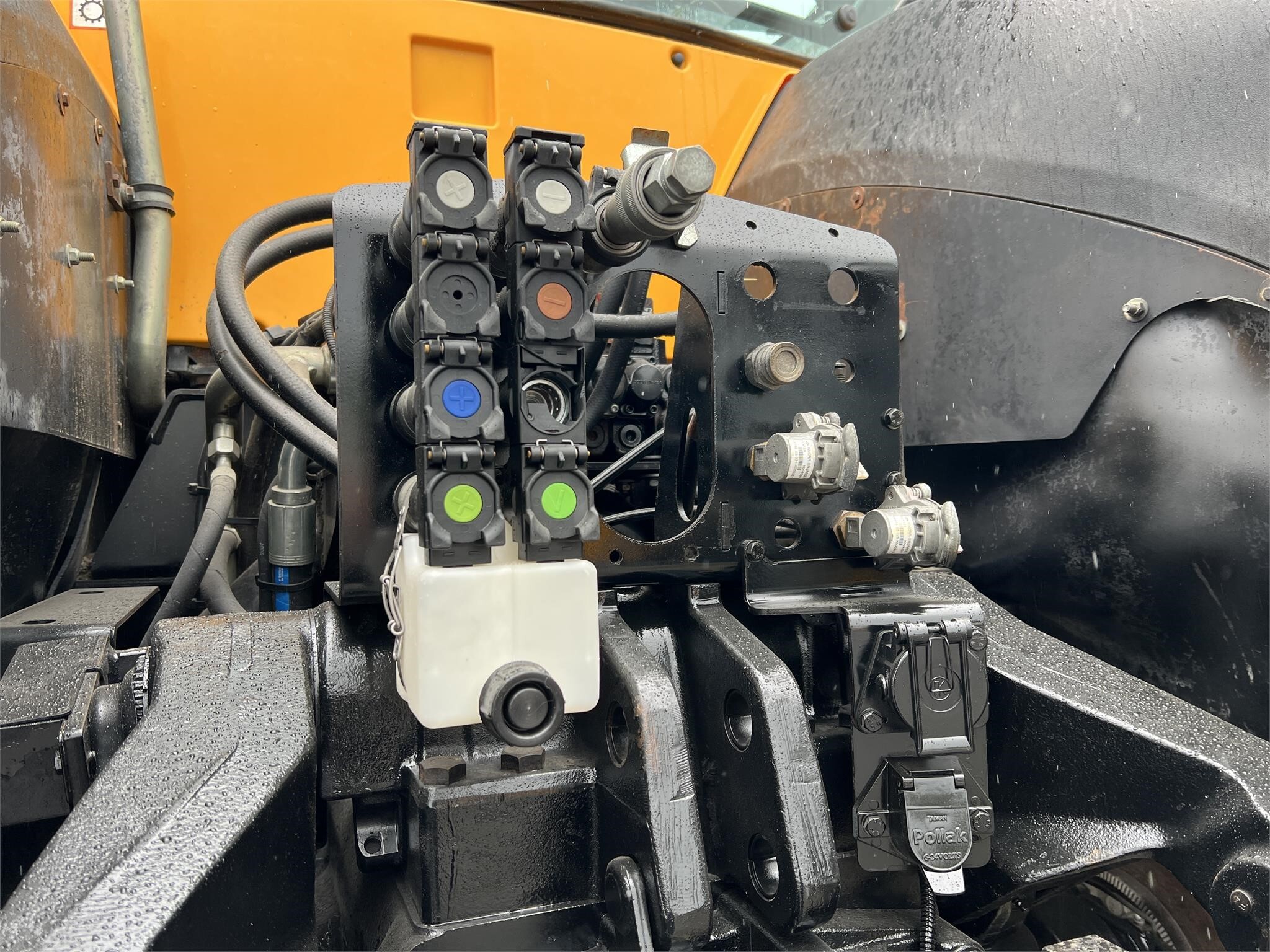 2011 JCB Fastrac 8250 Tractor