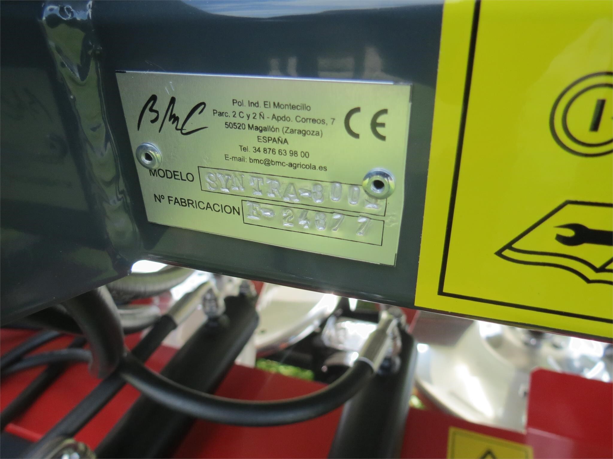 2025 BMC SYNTRA 1500 Pull-Type Fertilizer Spreader