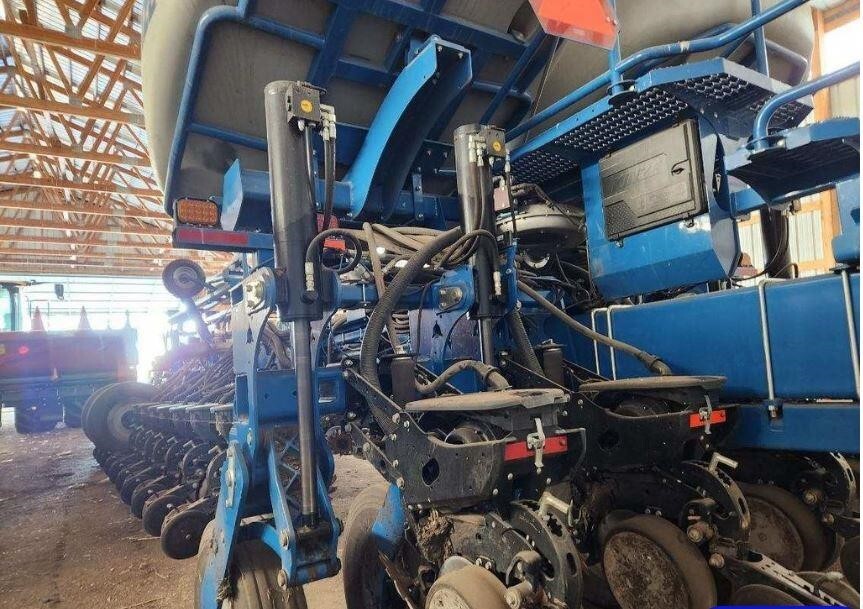 2014 Kinze 4900 Planter