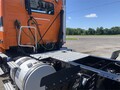 2017 Volvo VNM64T200 Semi Trucks/Trailer