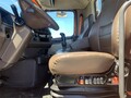 2017 Volvo VNM64T200 Semi Trucks/Trailer