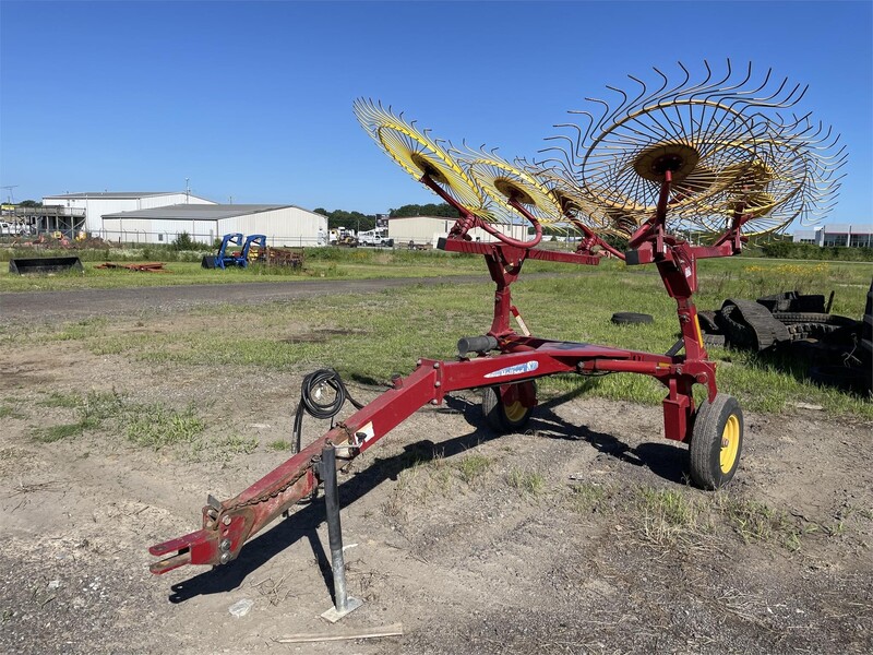 Used New Holland Rakes for Sale - 251 Listings | Machinery Pete