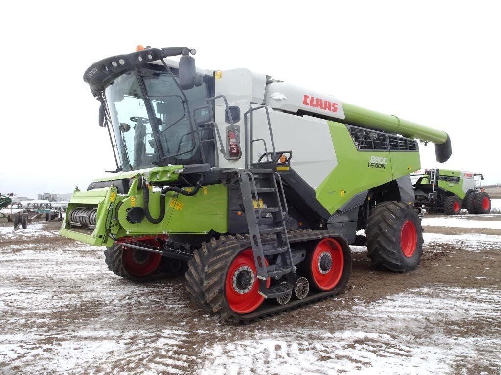 2021 Claas LEXION 8800TT Combine