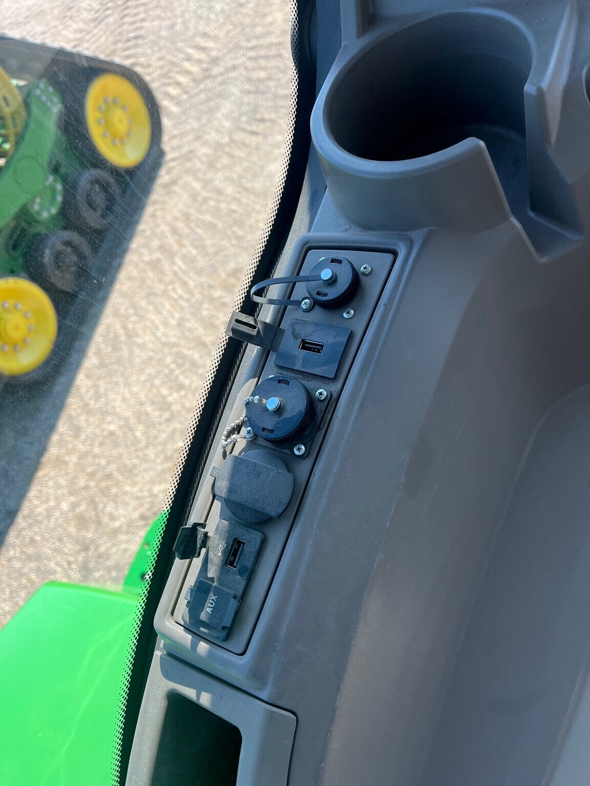 2022 John Deere 9RX 640 Tractor