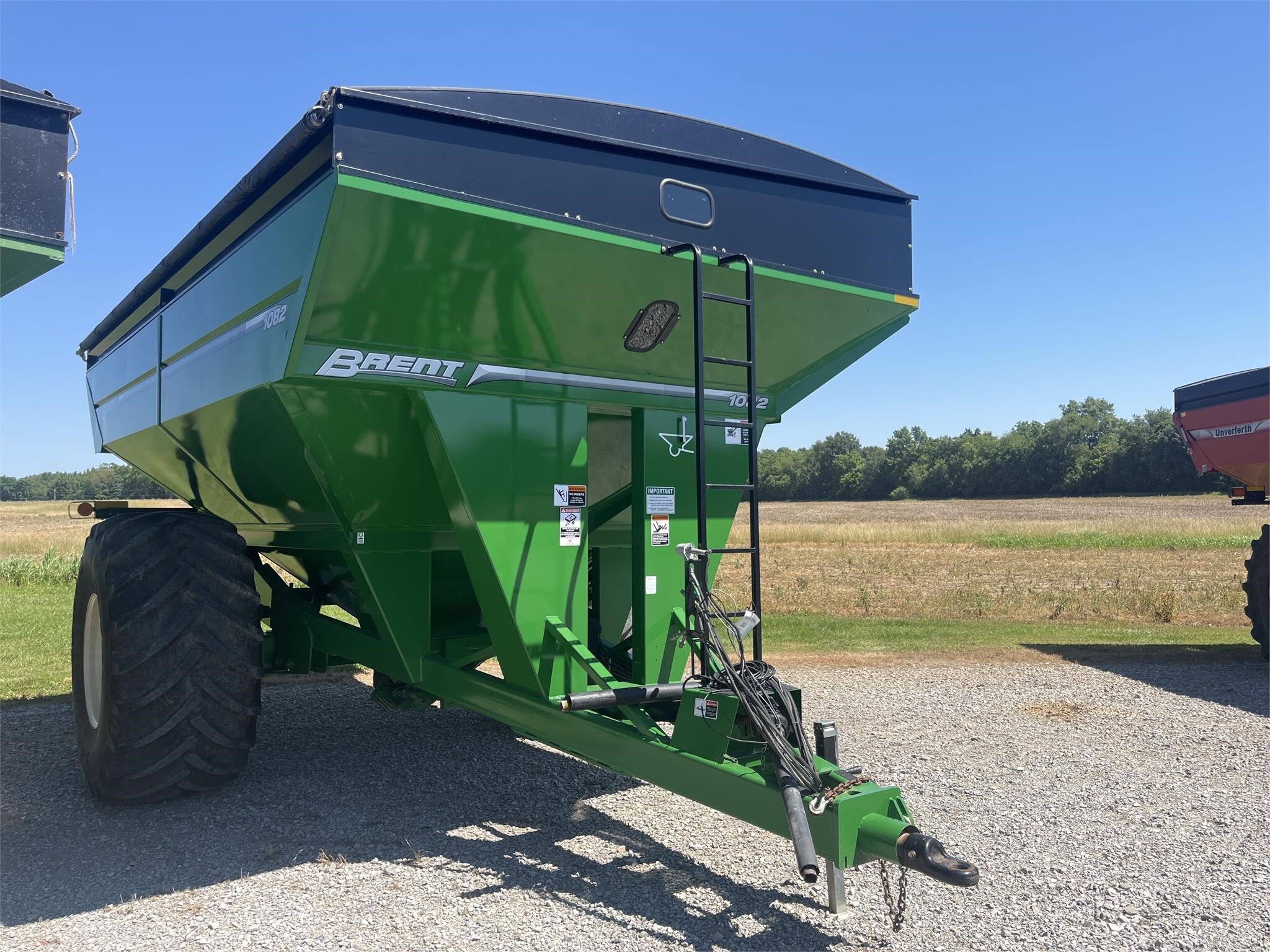 Brent 1082 Grain Cart 52,500 Machinery Pete