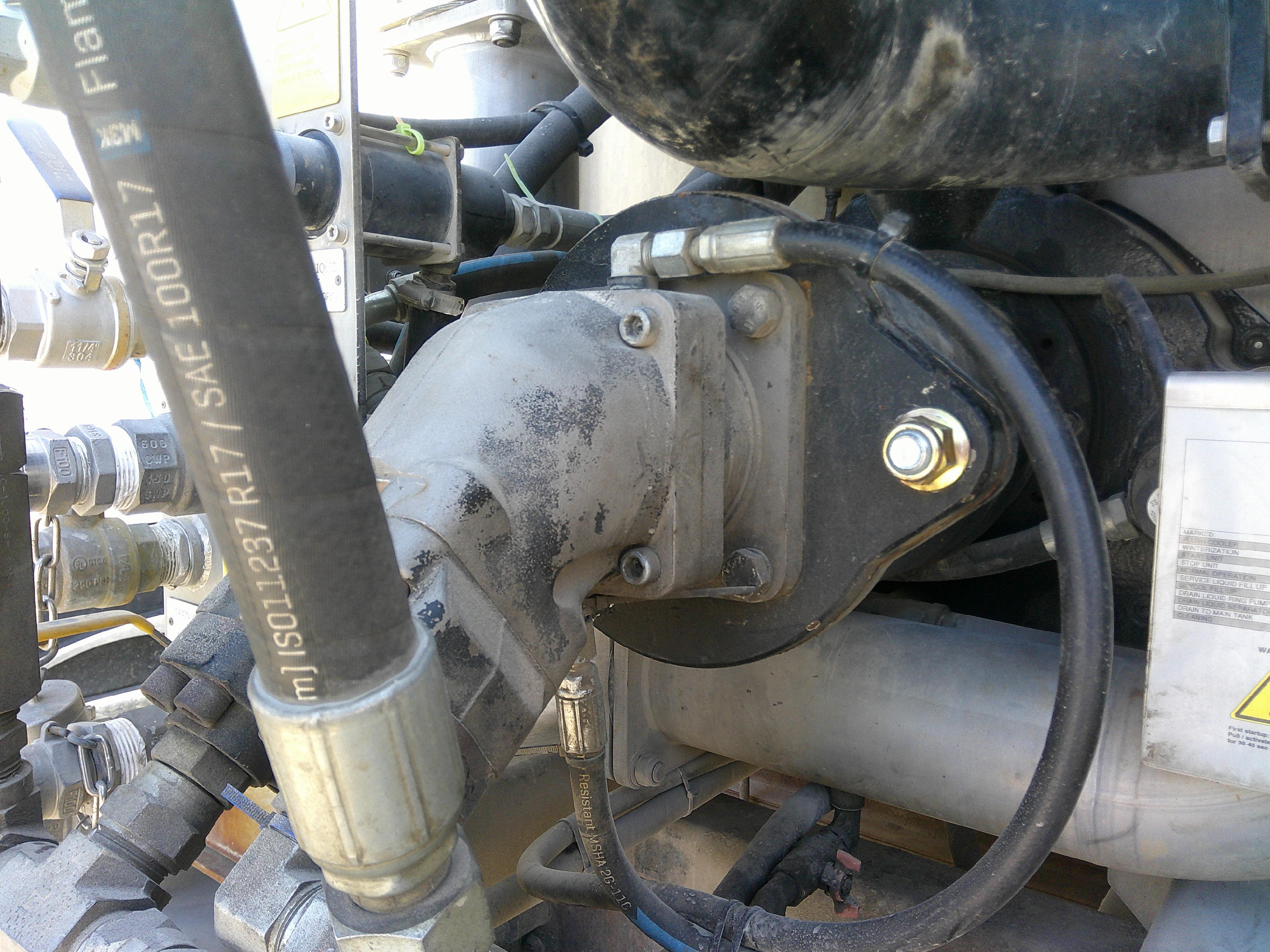 2017 Freightliner 114SD Semi Trucks/Trailer