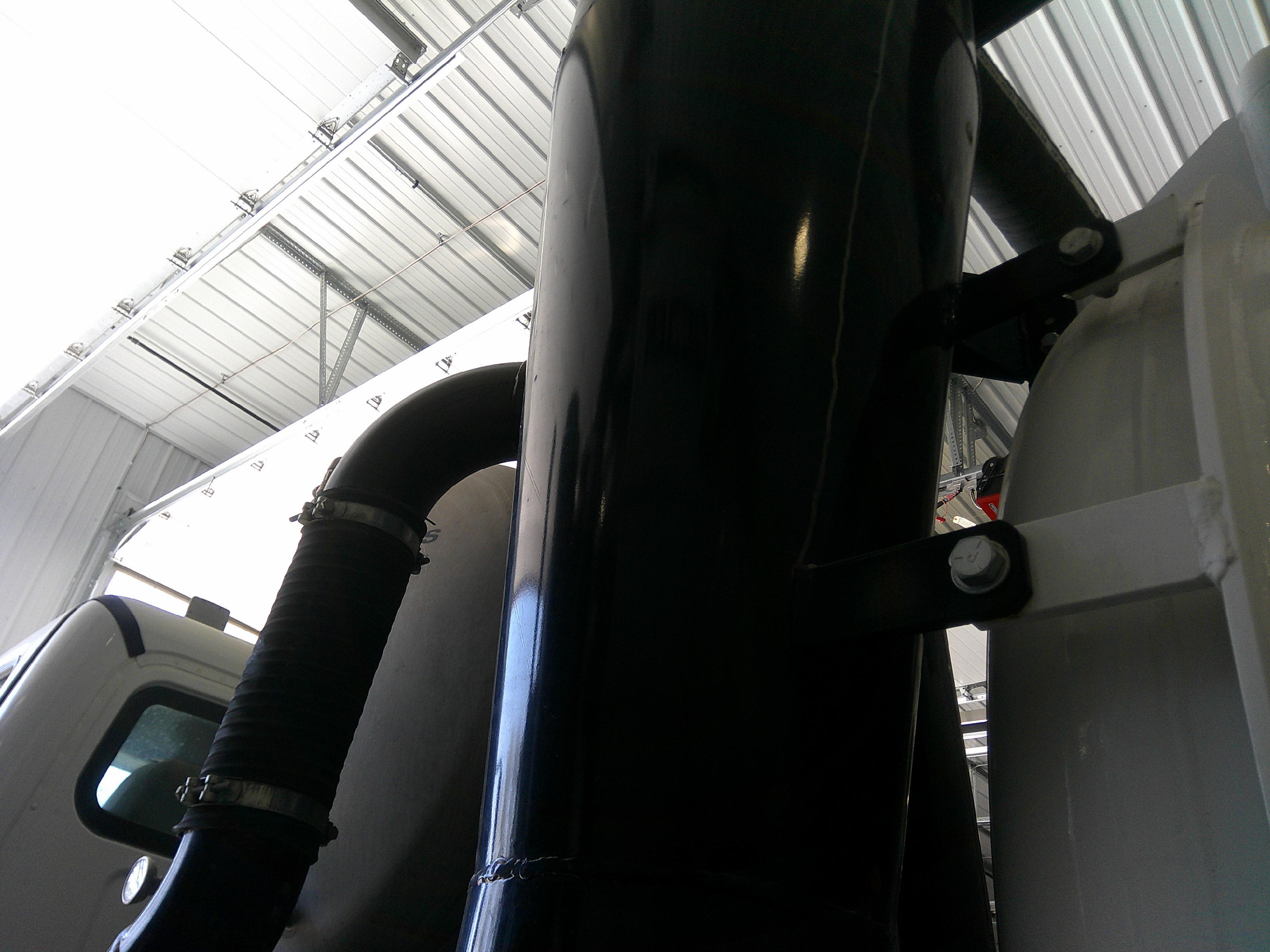 2017 Freightliner 114SD Semi Trucks/Trailer