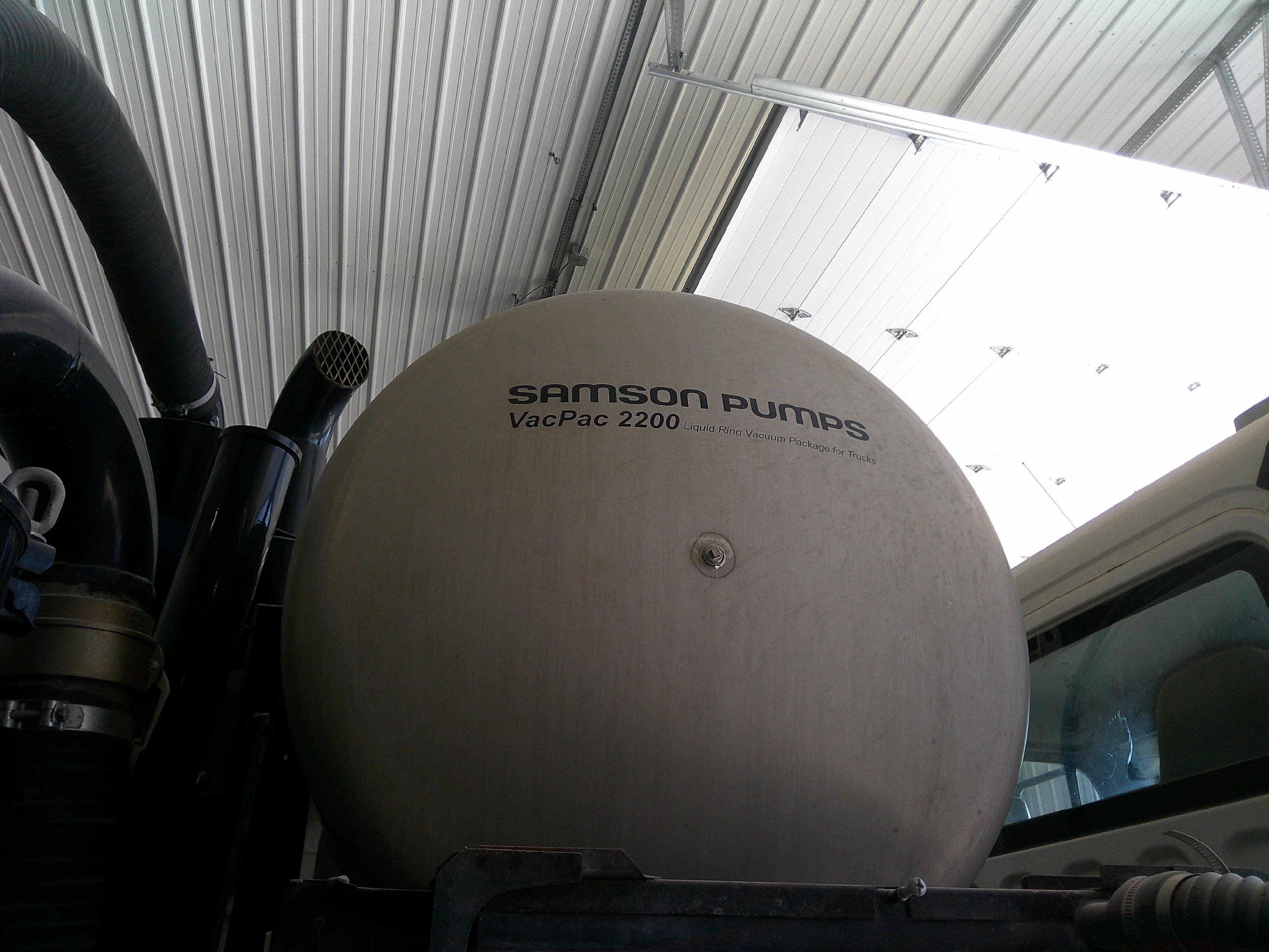 2017 Freightliner 114SD Semi Trucks/Trailer