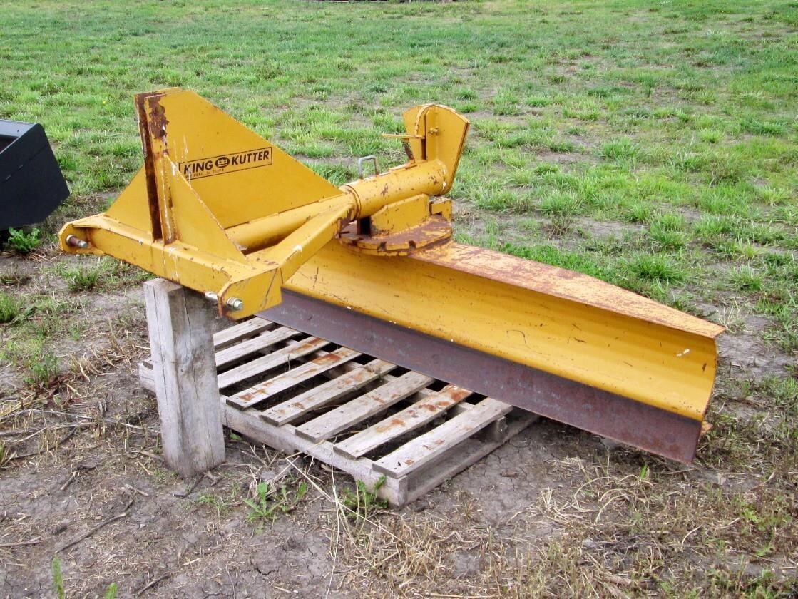 2005 King Kutter HDRB72 Blade