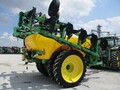  Farm King 2460 Pull-Type Sprayer