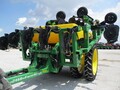  Farm King 2460 Pull-Type Sprayer