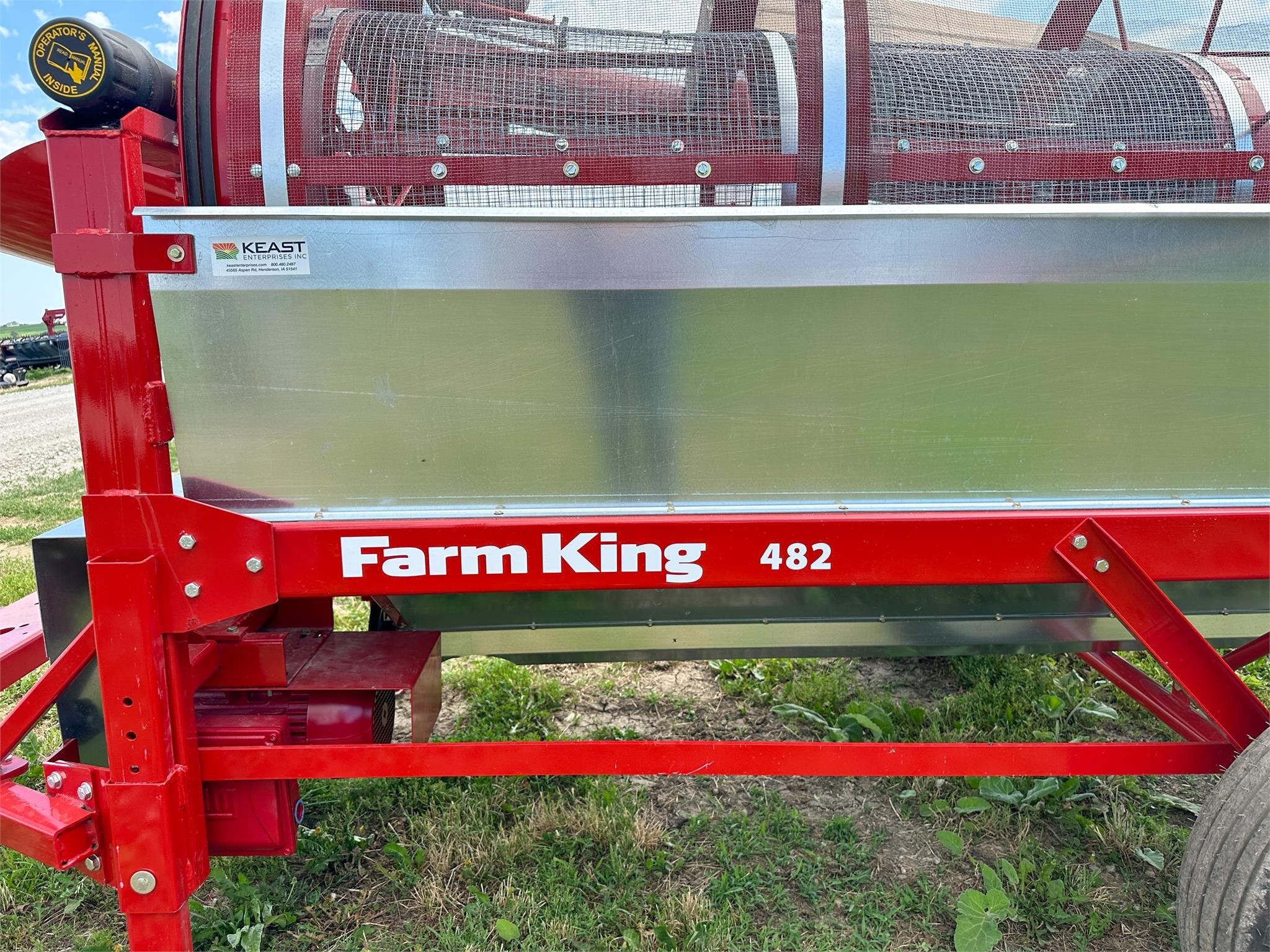 2026 Farm King Y482 Grain Cleaner