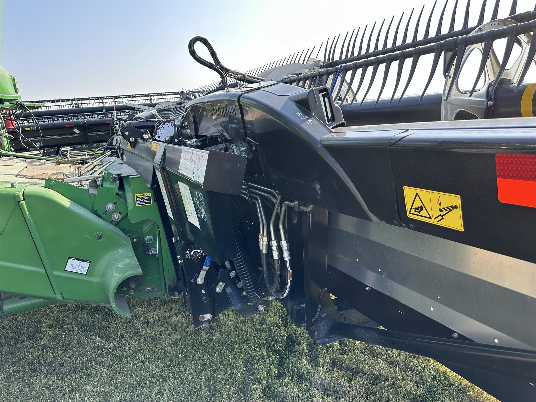 2024 MacDon FD240 Platform