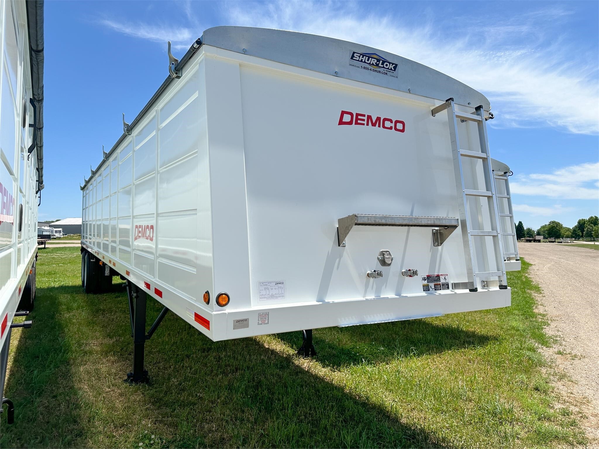 2026 Demco 4022 Grain Trailer