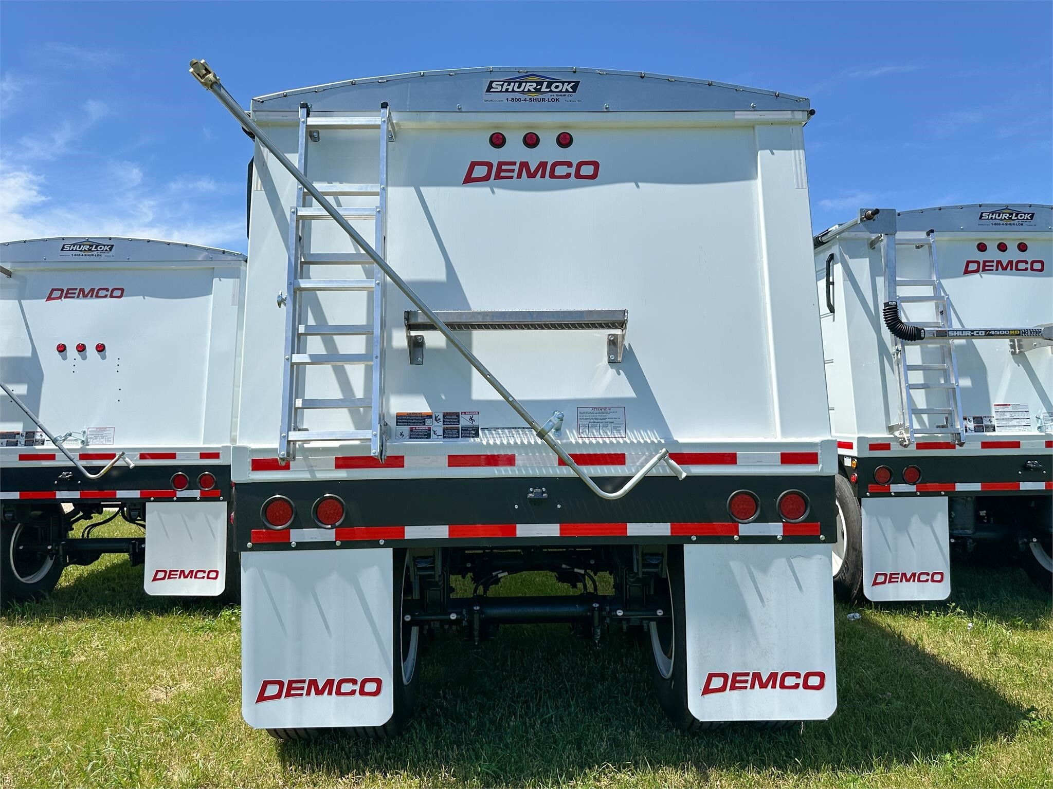 2026 Demco 4022 Grain Trailer