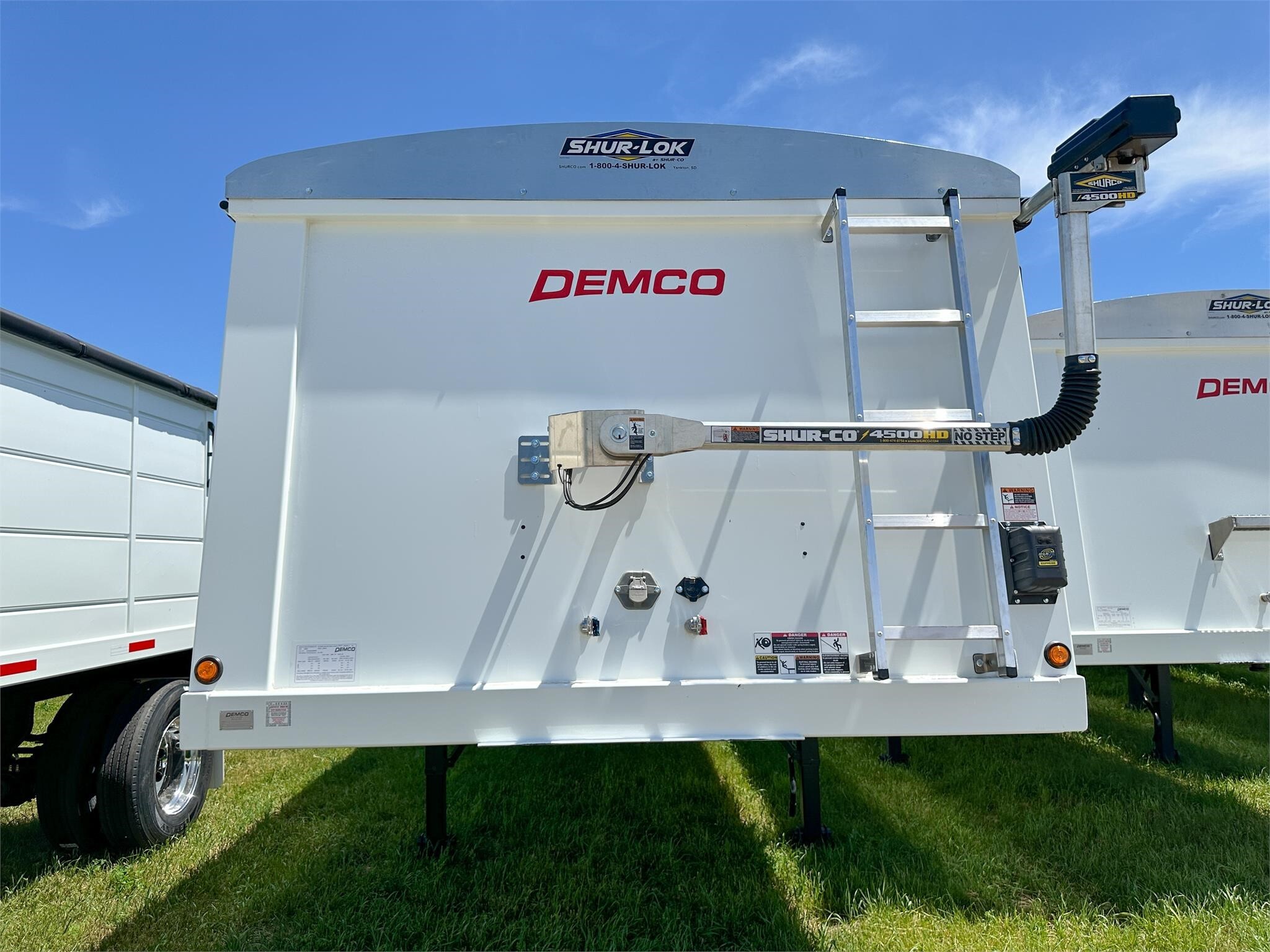 2026 Demco 4222 Grain Trailer
