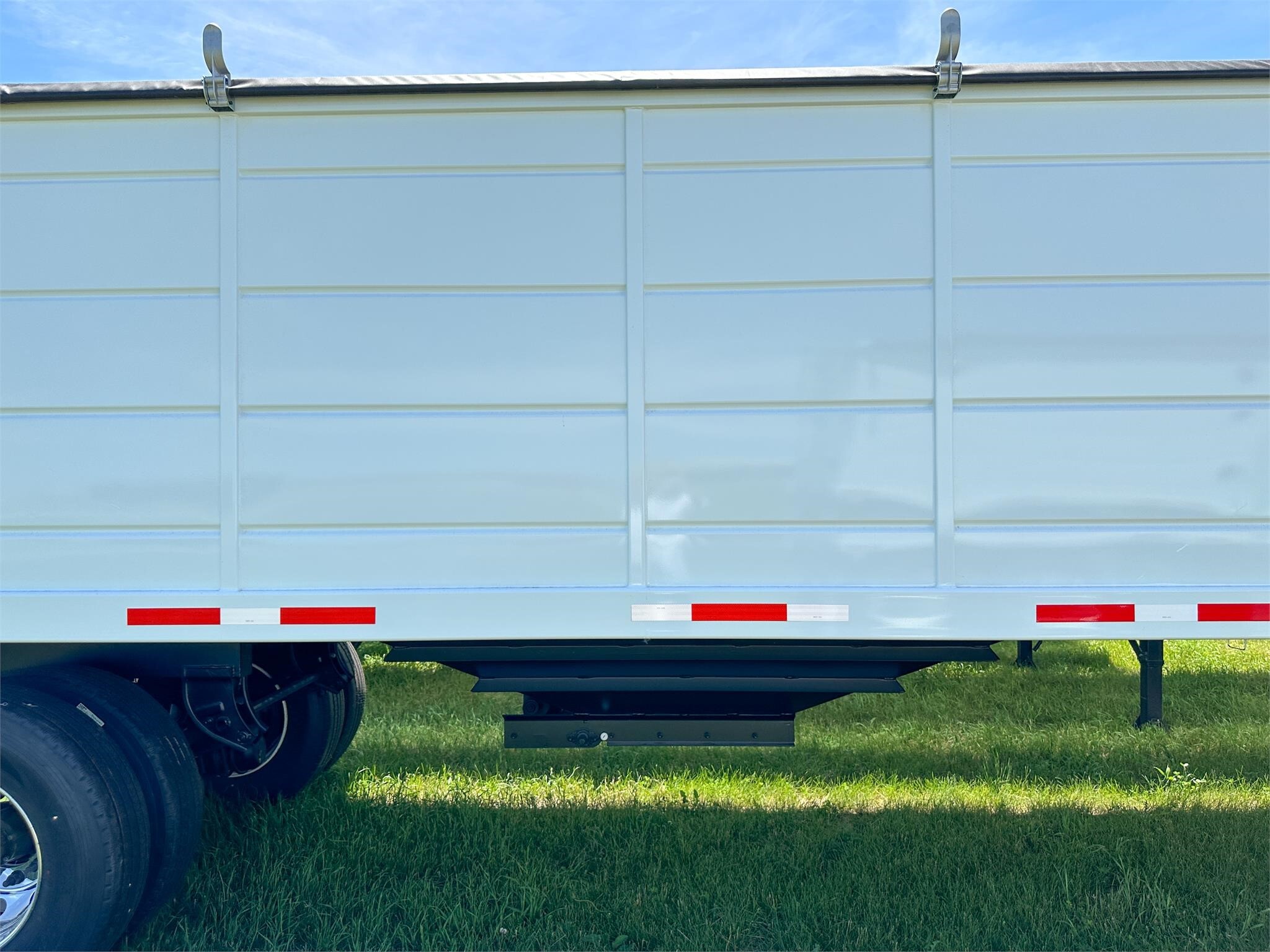 2026 Demco 4222 Grain Trailer