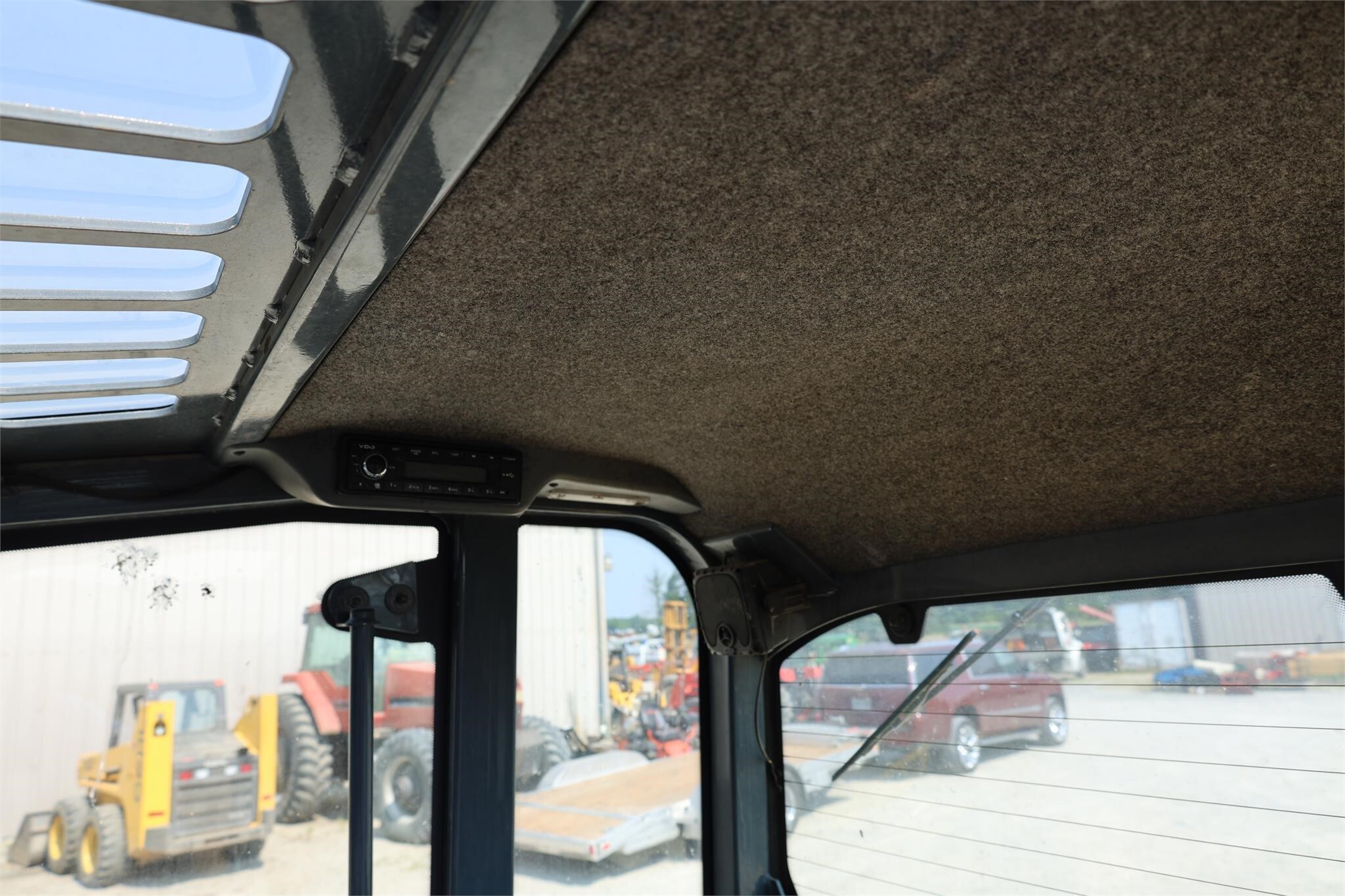 2016 Gehl AL750 Front End Loader