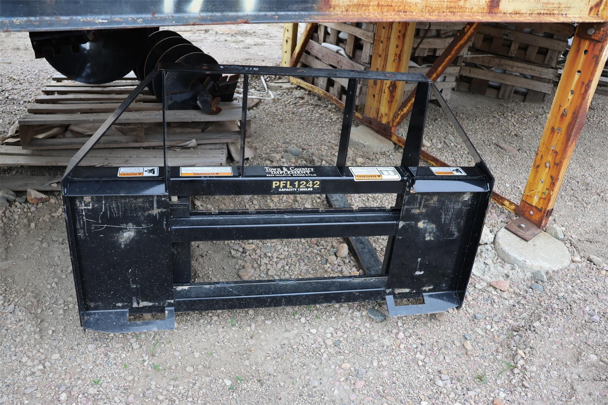 2022 Land Pride PFL1242 Loader and Skid Steer Attachment