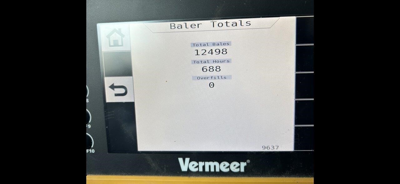 2019 Vermeer 605N Round Baler