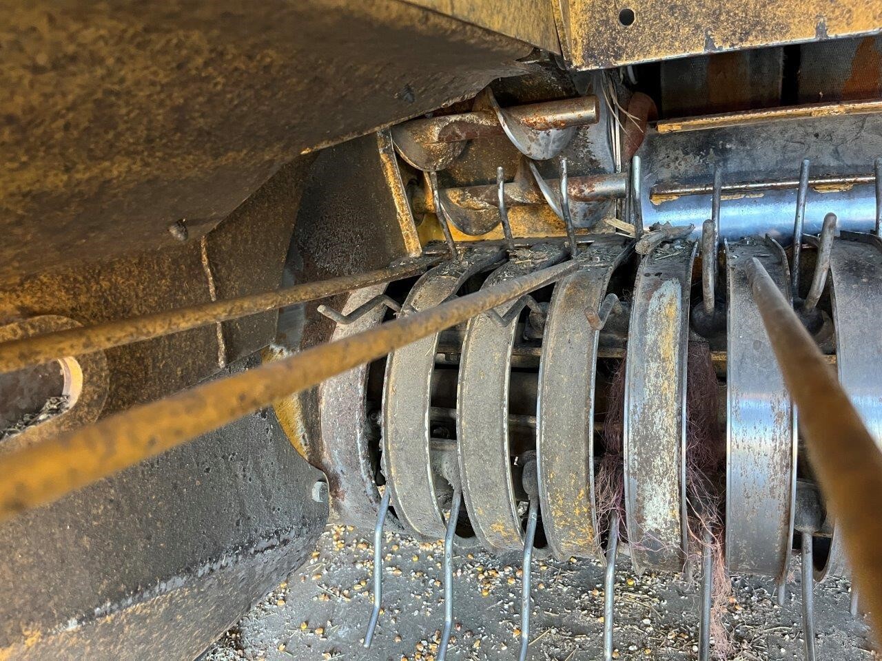 2019 Vermeer 605N Round Baler