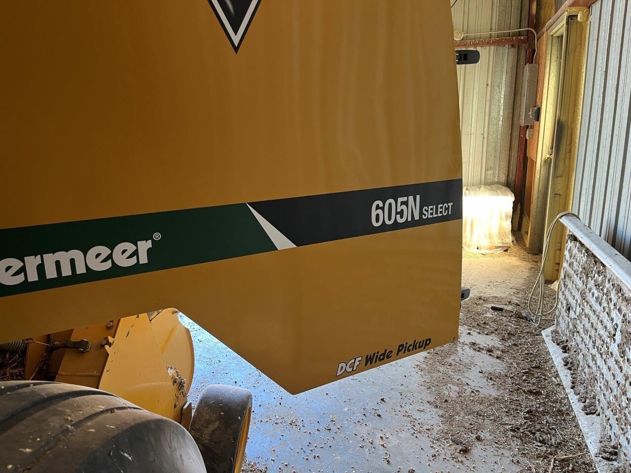 2019 Vermeer 605N Round Baler