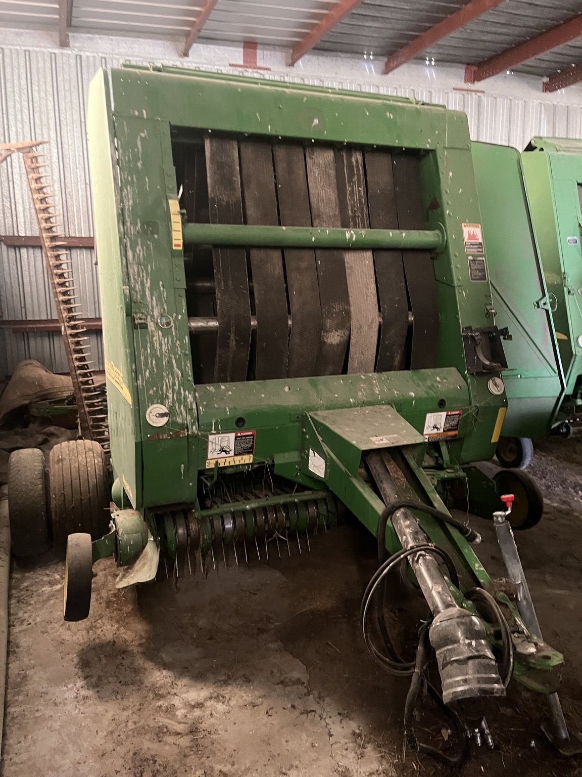 2004 John Deere 567 Round Baler
