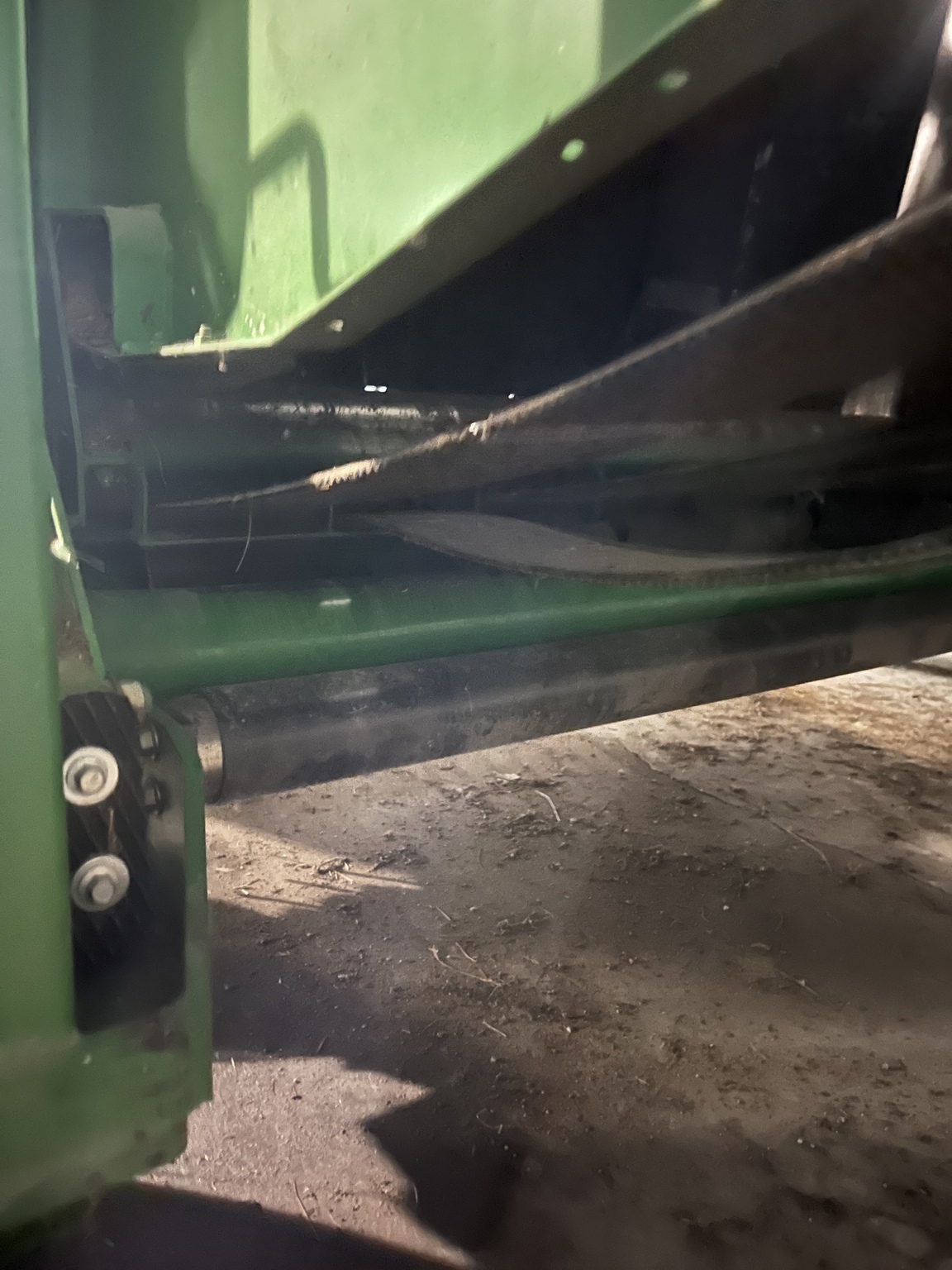 2004 John Deere 567 Round Baler