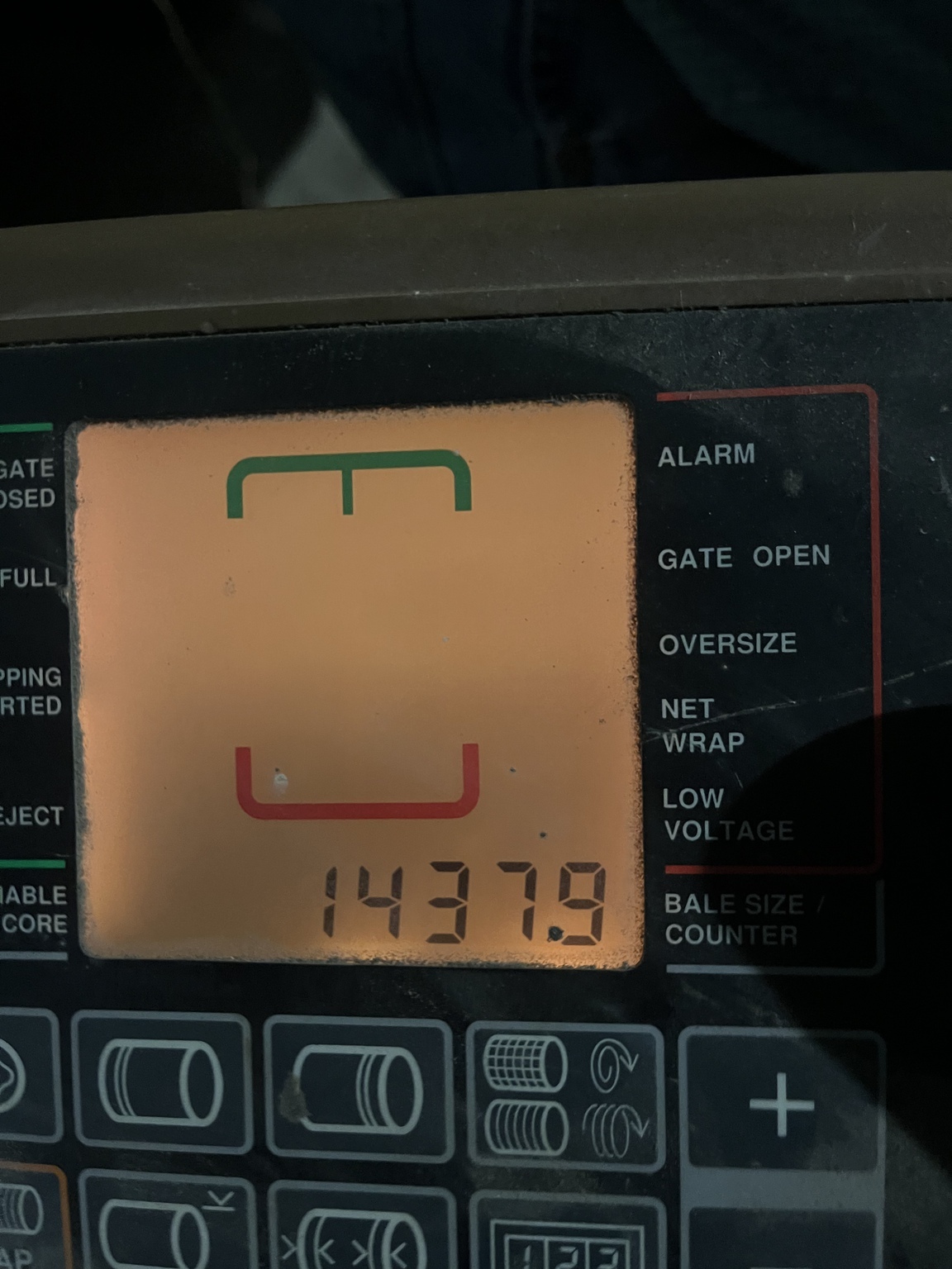 2004 John Deere 567 Round Baler